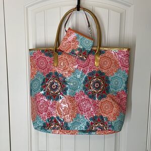 Paisley print large plastic beach pool tote bag with wallet